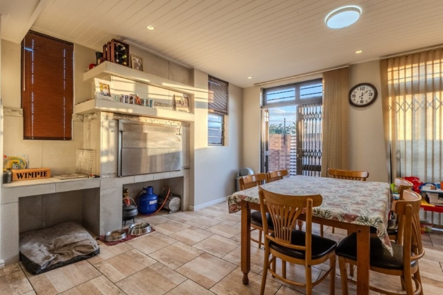 3 Bedroom Property for Sale in Soneike Western Cape